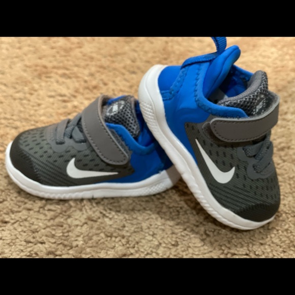 nike free run velcro